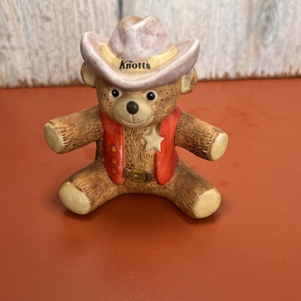 Brown 3.5" Bear With Cowboy Hat Badge & Vest Figurine Knott's Berry Farm CA VTG